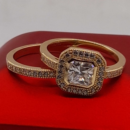 diamond and gold bridal set
