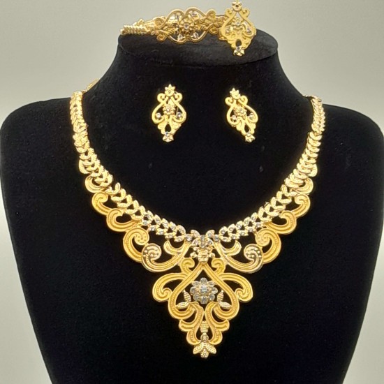 Elegant costume jewelry that is affordable 7