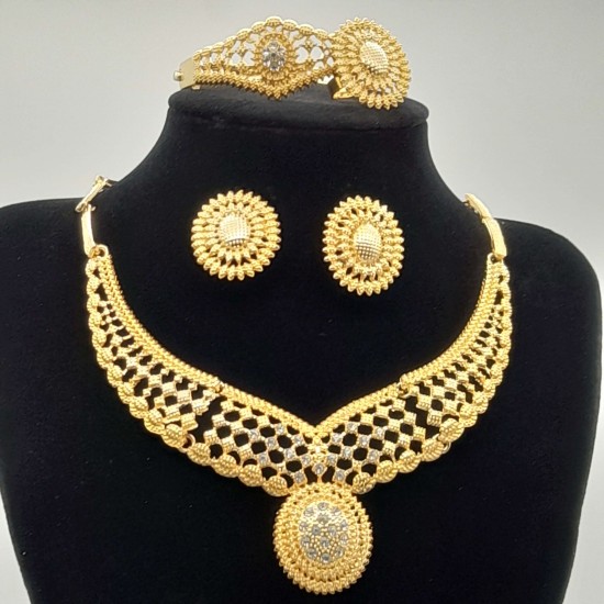 Elegant costume jewelry that is affordable 18