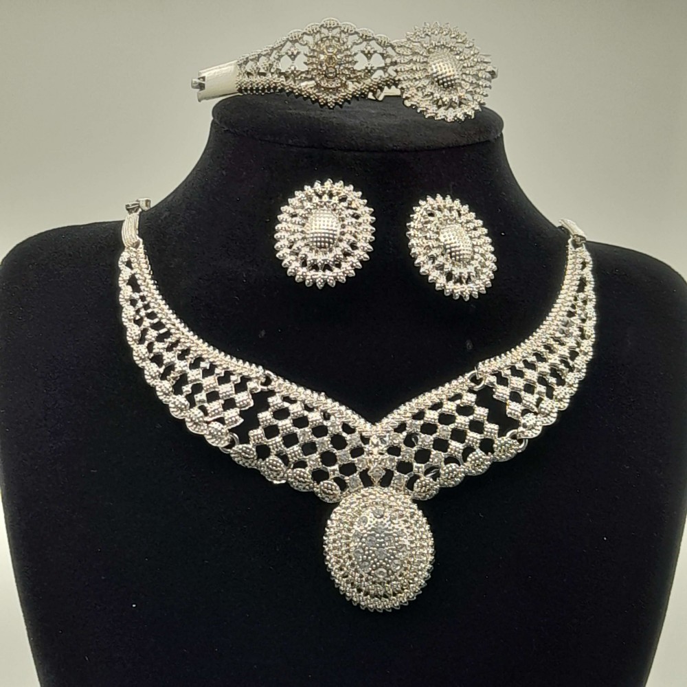 Elegant costume jewelry that is affordable 23 - LC0023DJ