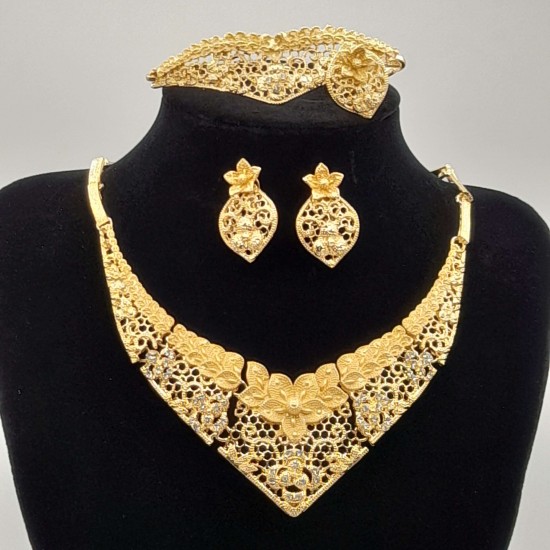 Elegant costume jewelry that is affordable 3